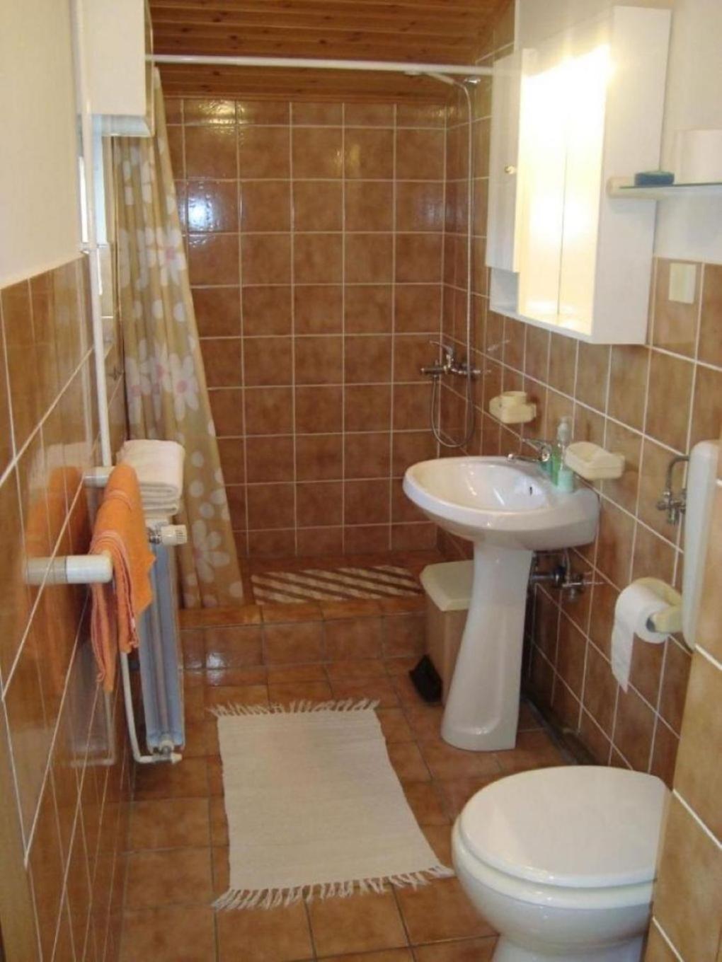 Apartment Marie Omišalj Exteriör bild